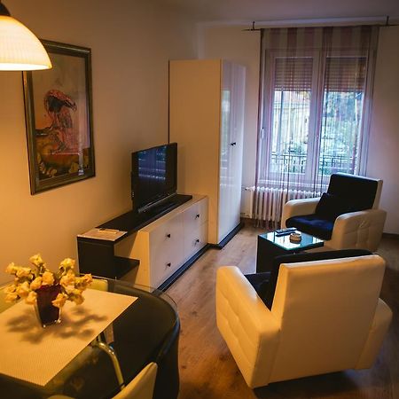 Lina Apartments Βελιγράδι Εξωτερικό φωτογραφία