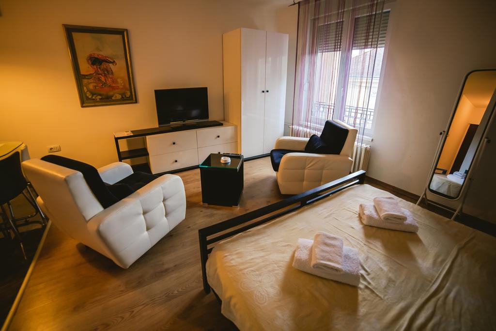 Lina Apartments Βελιγράδι Εξωτερικό φωτογραφία